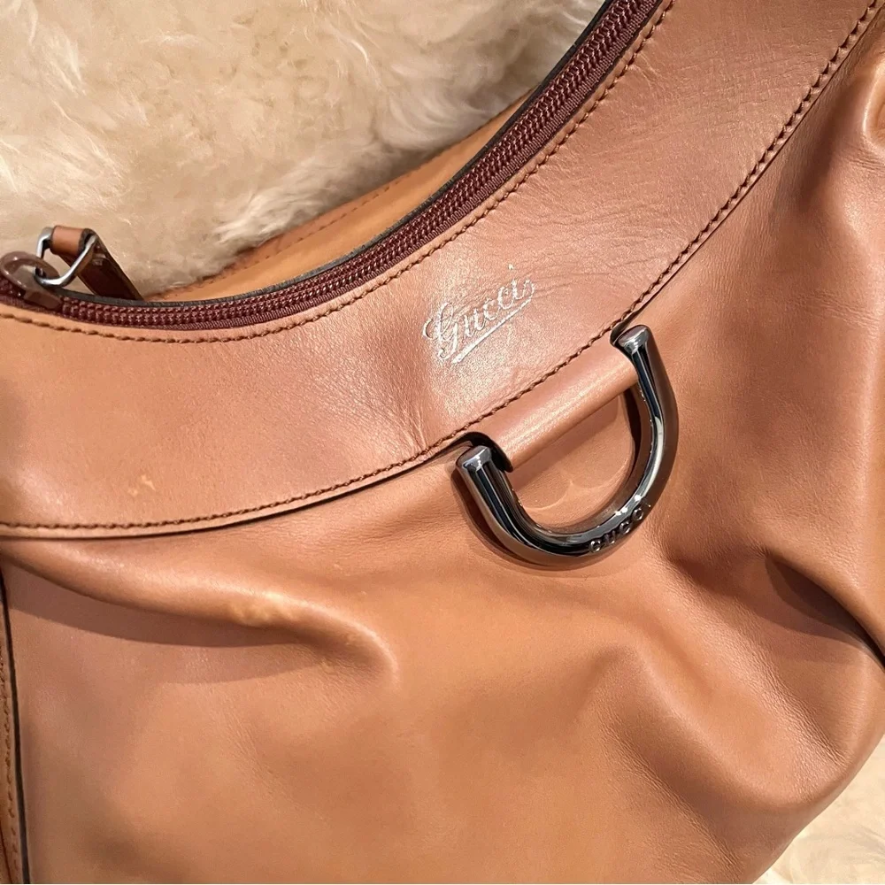 Gucci authentic hobo